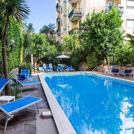 Lush Apartment With Pool In Sorrento