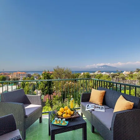 Lush With Pool In * Sorrento