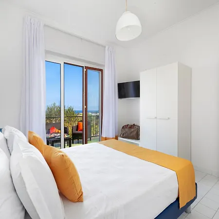 Apartment Lush Apartment With Pool In Sorrento *