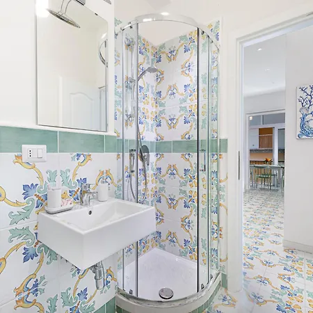 Apartment Lush With Pool In Sorrento